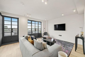 Two Bedroom Flat in Kensington